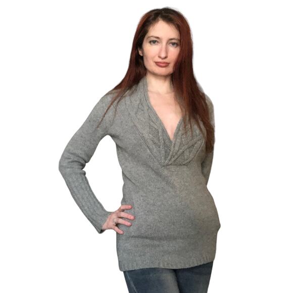 Theory Grey Cashmere V Neck Sweater with pockets Size Small - Picture 3 of 13